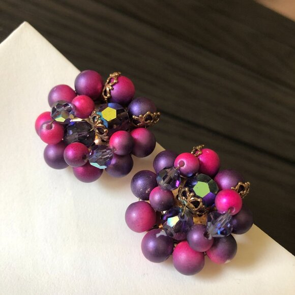 Beautiful Purple Pink Ombré Cluster Clip On Cluster Earrings Beaded Statement - Picture 2 of 4
